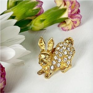 Vintage Avon Gold Tone Rhinestone Bunny Pin